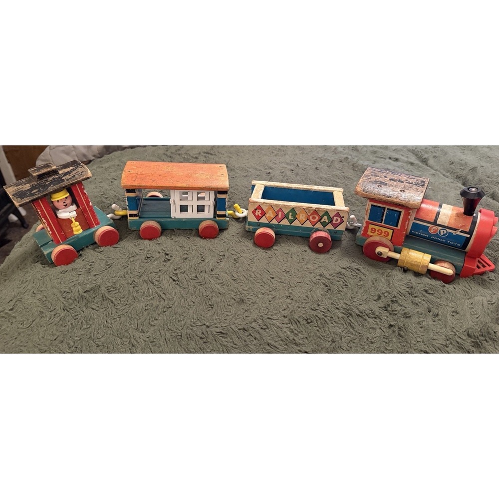 Huffy‎ Puffy train - full set - 1960s Fisher Price - wood  Vintage Toys 4 Pieces